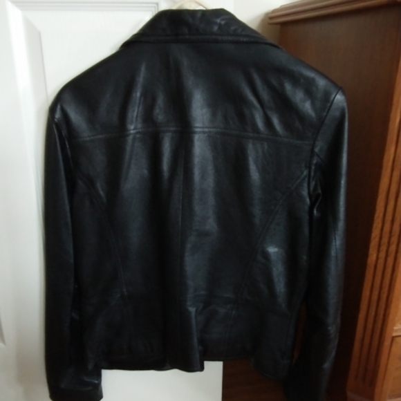 Leather jacket - Picture 2 of 2